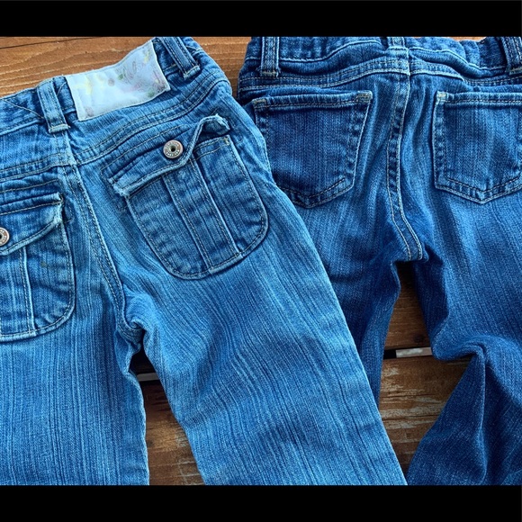 Bundle of (2) toddler jeans - Picture 2 of 4